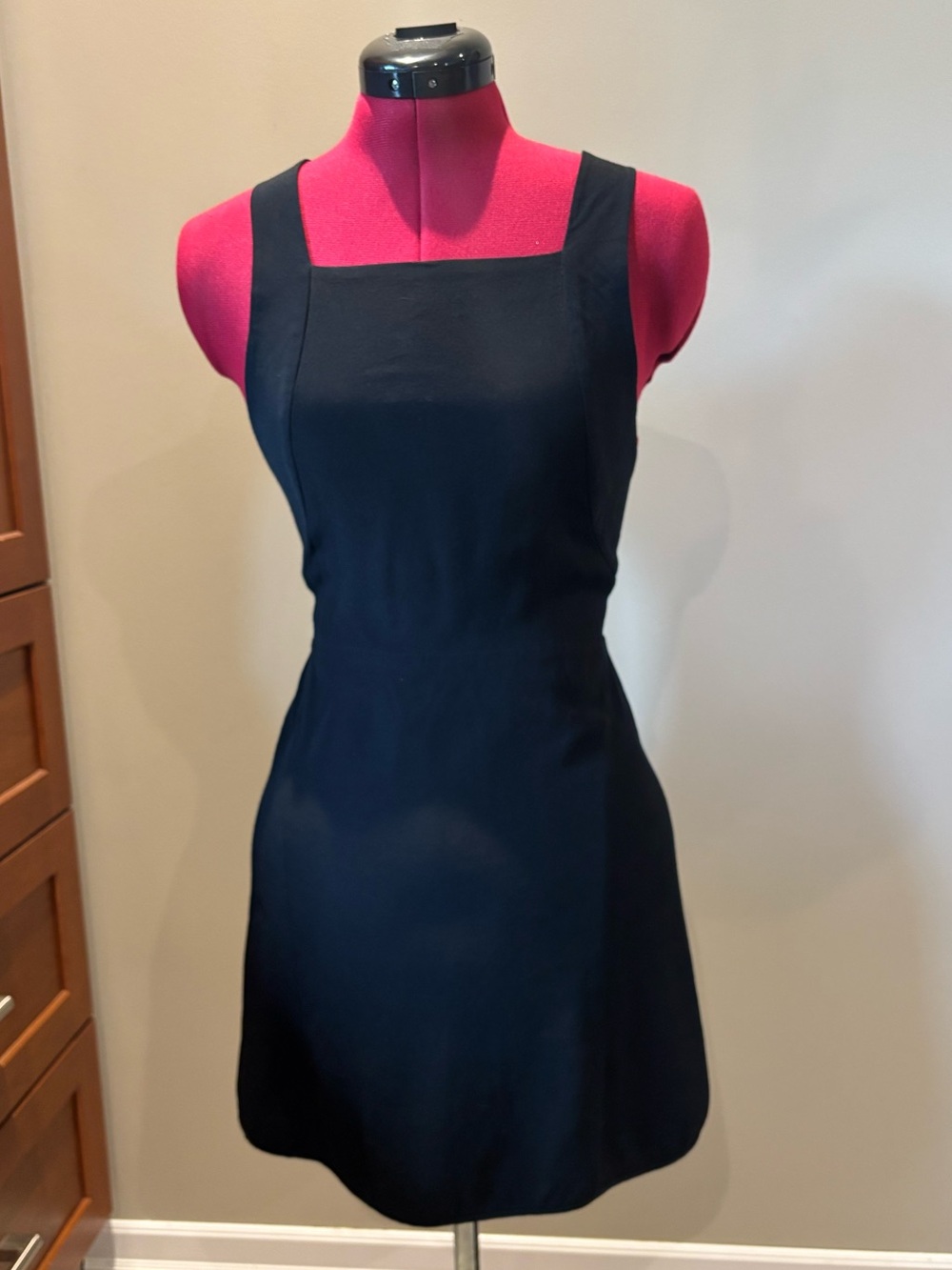 Like New! Aritzia Wilfred Black Crepette Pinafore Mini Dress Sz 0